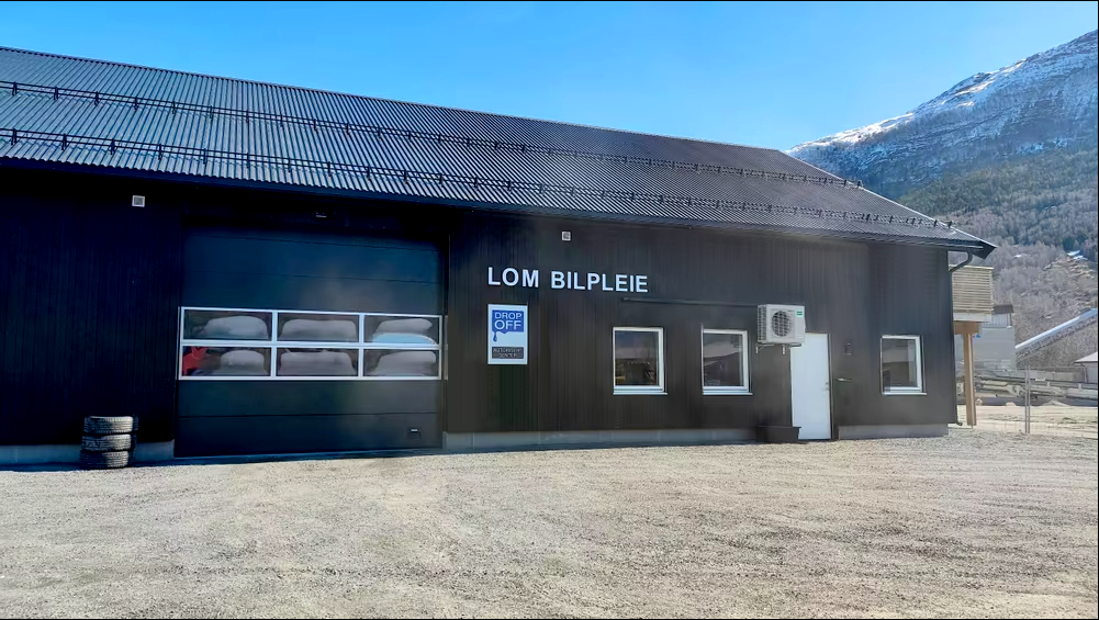 Lom Bilpleie dekkmesteren