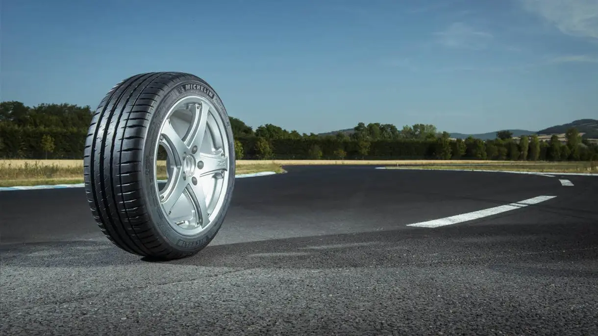 Michelin%20Pilot%20Sport-vei